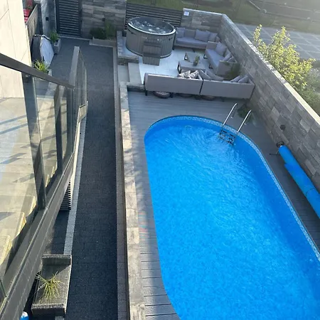 Apartamentowe Skandynawia Z Basenem Holiday home Dabki